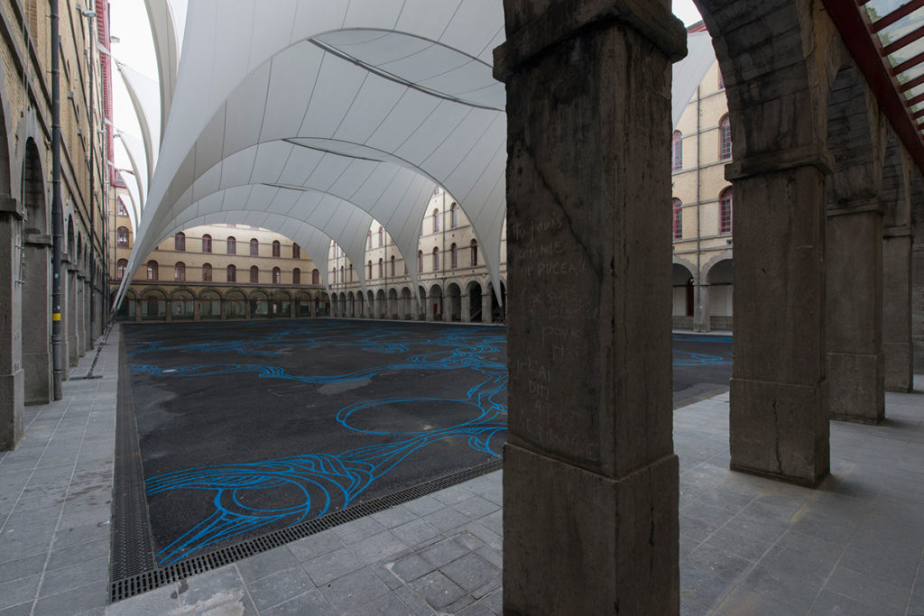 Mái che quảng trường Carre Des Arts - Cấu trúc vượt nhịp ấn tượng