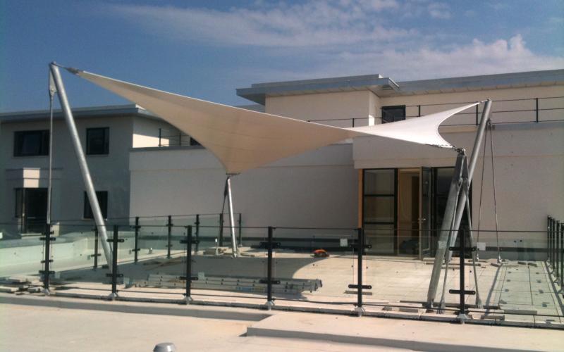 tensile fabric mái cong hai chiều