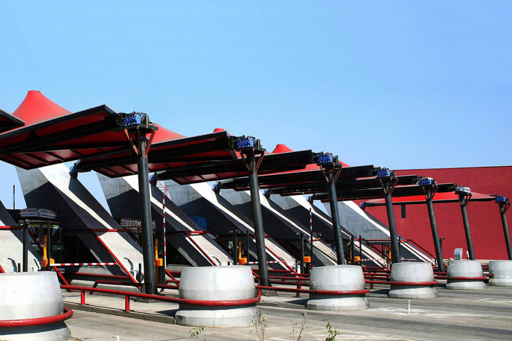 Mái che bạt căng trạm thu phí Archohm với thiết kế khối chức năng độc đáo | Nguồn ảnh: Archdaily