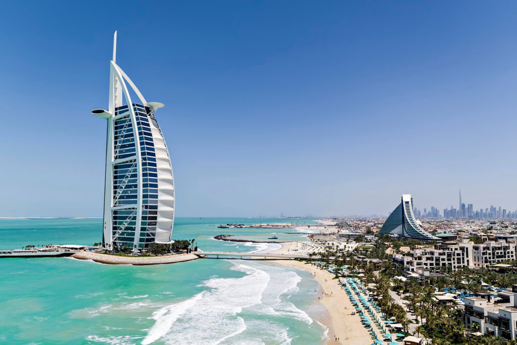 Toà nhà Burj Al Arab hotel_Mặt đứng PTFE cách nhiệt | Nguồn ảnh: advenser