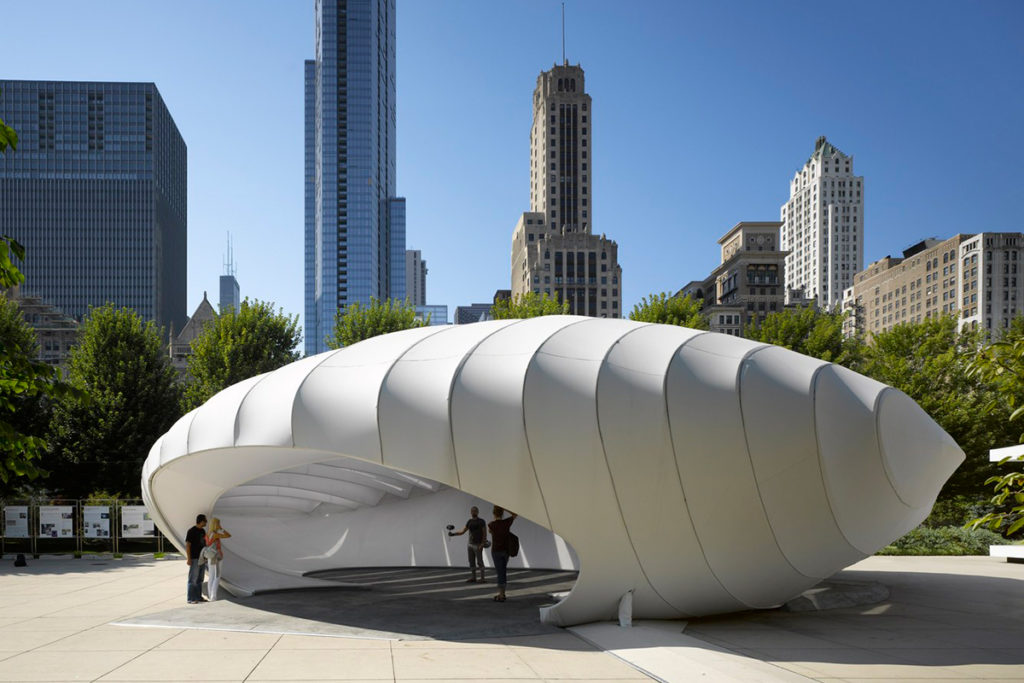 Mái che Pavilion Burnham hình con nhộng | Nguồn ảnh: Archdaily