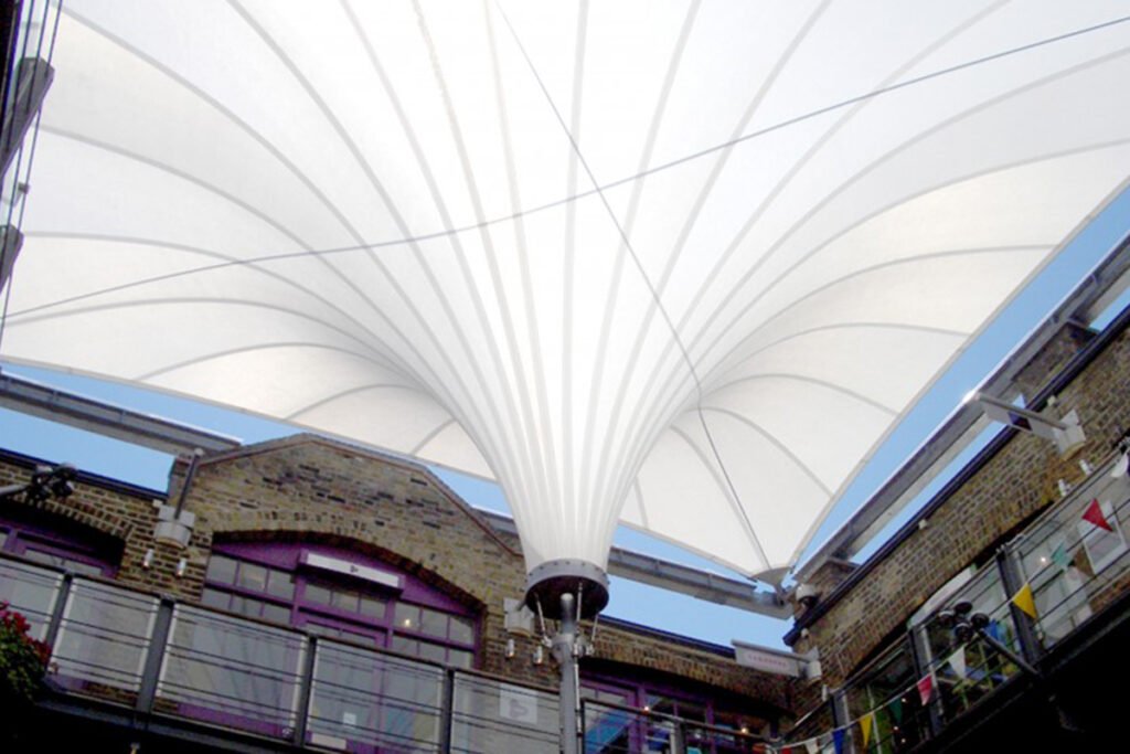 Mái che dù ngược – Hình thức độc đáo & lạ mắt trong kiến trúc Tensile Fabric