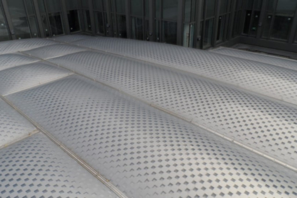 Một dạng hoa văn trên chất liệu ETFE với công nghệ in thông minh