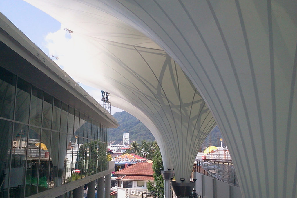 Mái che hình phễu độc lạ trong kiến trúc Tensile Fabric 4 Mái che hình phễu_tensile fabric conical shapes_bansukothai 3