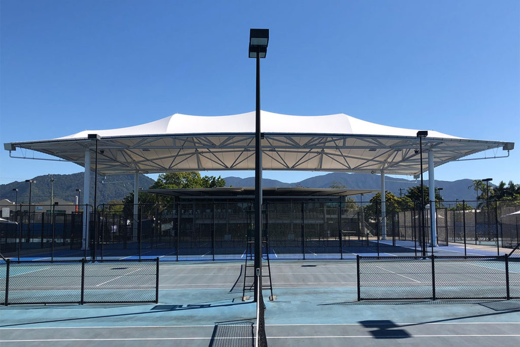 Mái che sân tennis SMC2 | Nguồn ảnh: Fabritecture