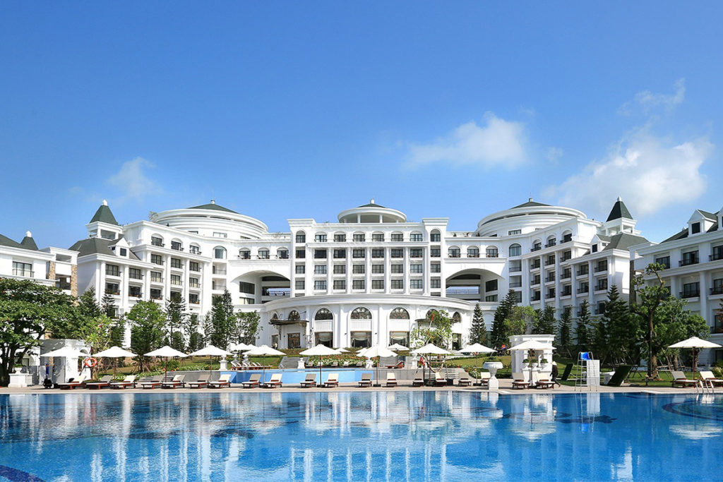Thi công mái che bạt căng Hạ Long Quảng Ninh - Mái che hotel & resort