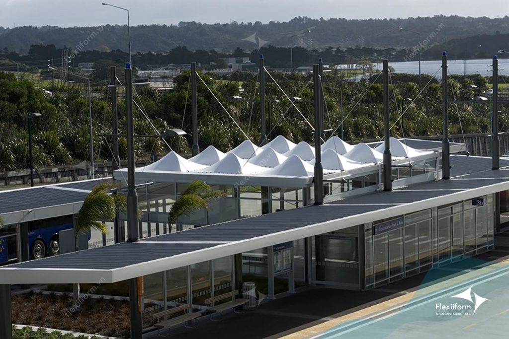 Thiết kế sáng tạo mái che nhà ga bằng bạt căng