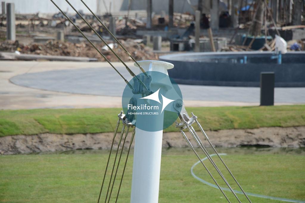 Chi tiết cáp và cột căng mái che ngoài trời sales galleries NSO2.