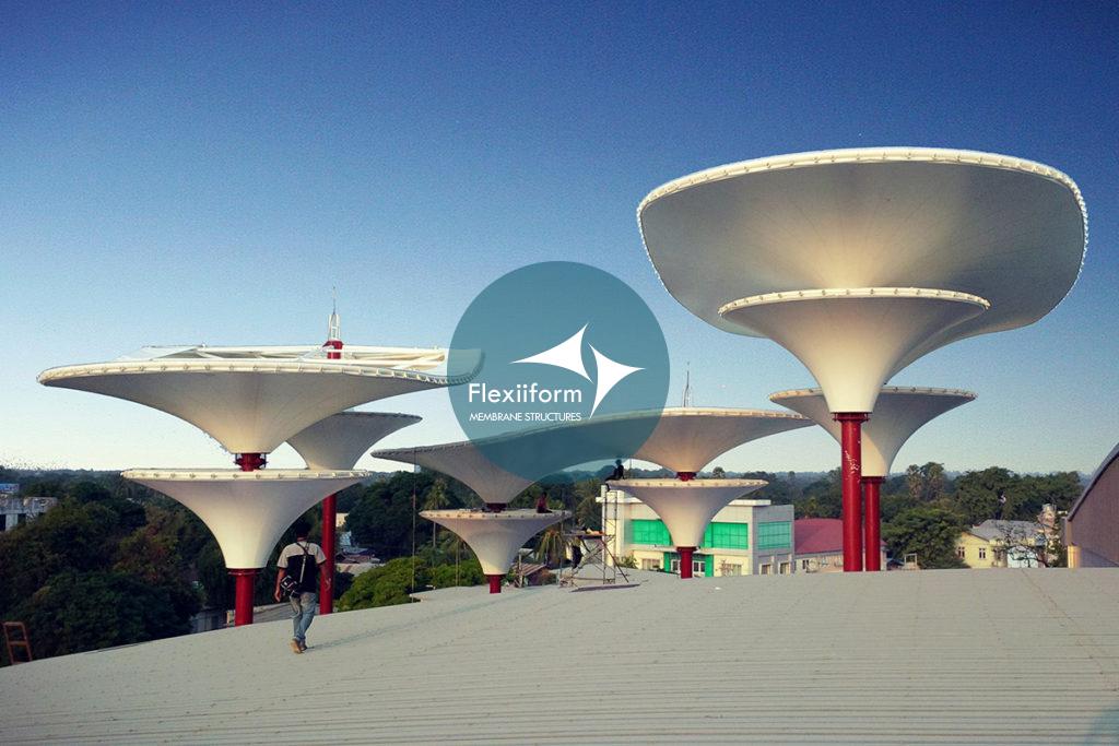 Mái che trung tâm thương mại Ocean Center hoàn thiện.