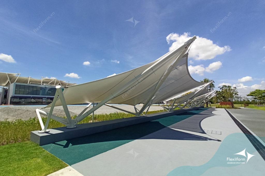 Chi tiết kết cấu của hệ thống mái che lối đi.