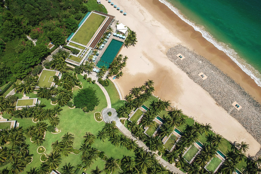 Khu vực hotel & resort tại Nha Trang, Khánh Hoà với mái che bạt căng