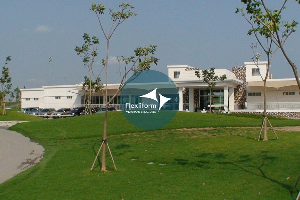 Mái che sân golf hoàn thiện tại Twin Doves.