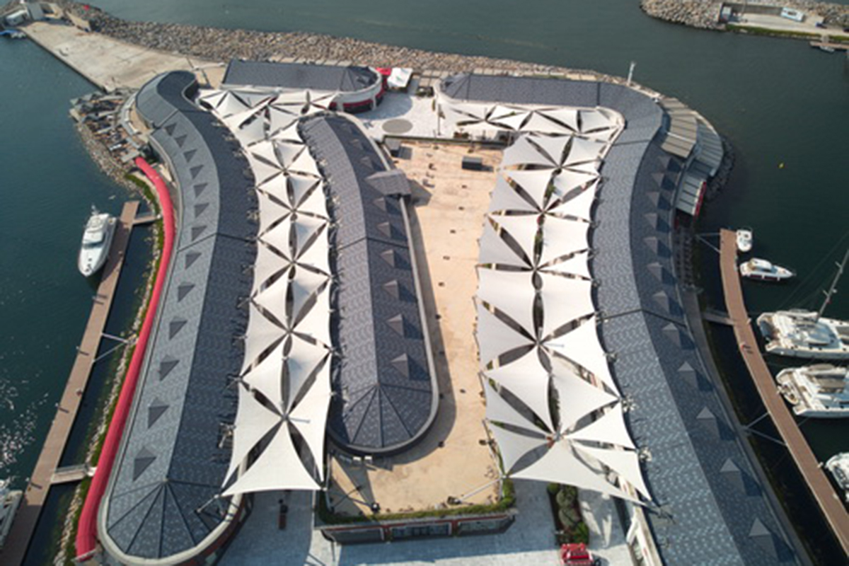 Viaport Tuzla Marina_Mái che bạt căng tam giác bến du thuyền 1