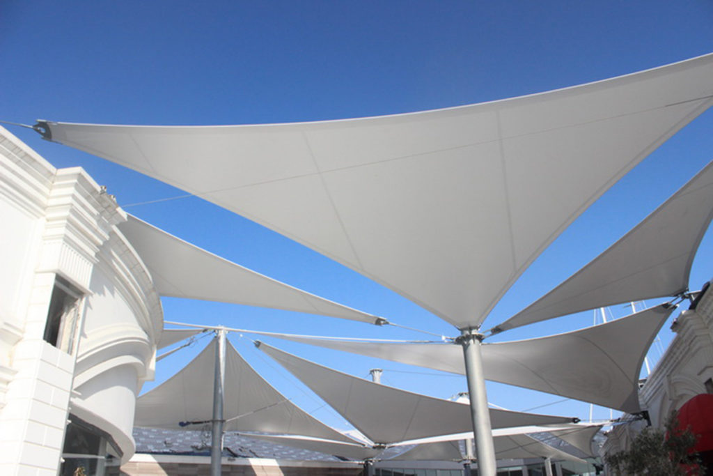 Mái che bạt căng bến du thuyền Tuzla Viaport Marina hình tam giác