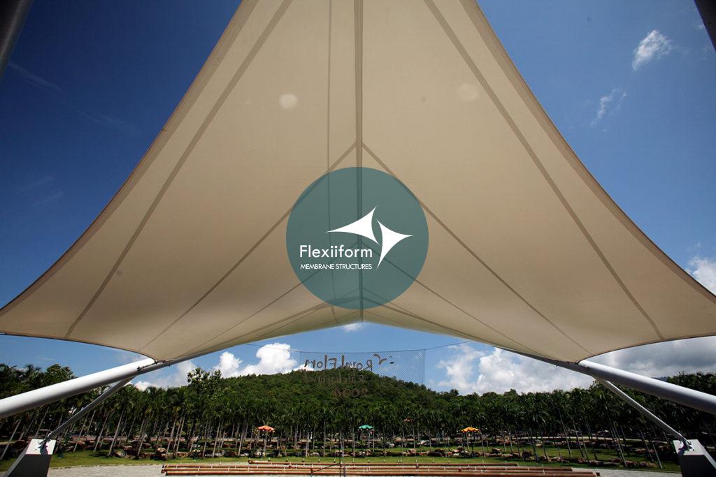Tổng quan dự án mái che biểu tượng tại triển lãm World Market Chiang Mai.