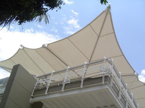 Mái che bạt căng sân thượng chống nóng, cản mưa - Giải pháp đối phó thời tiết 2 Mái che bạt căng sân thượng chống nóng, cản mưa - Giải pháp đối phó thời tiết 1 Flexiiform