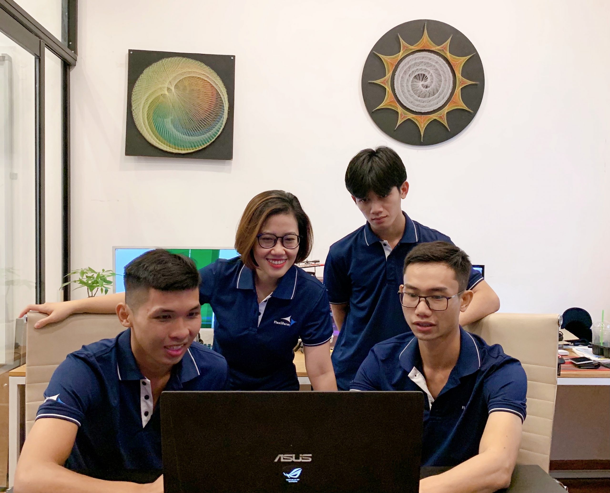 Đội Ngũ Nhân Sự 3 Đội Ngũ Nhân Sự 3 Flexiiform