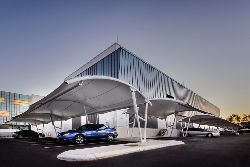 Mái che nhà xe hiện đại và bền vững