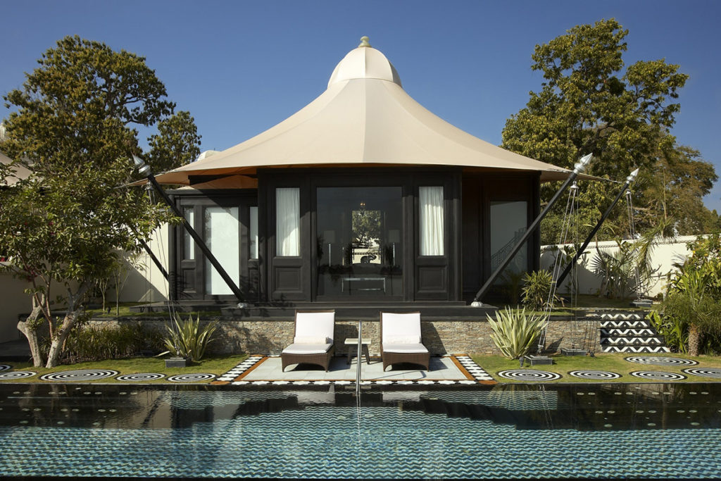 Lều nghỉ dưỡng Glamping Tent Leela Udaipur