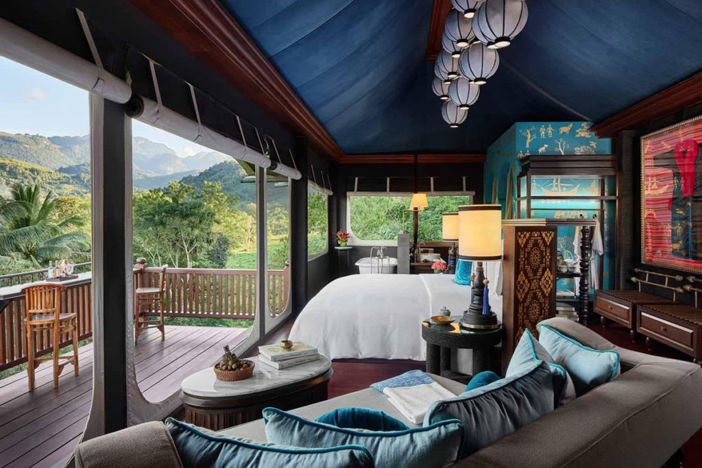 Không gian tinh tế trong lều nghỉ dưỡng Glamping Tent Rosewood Luang Prabang