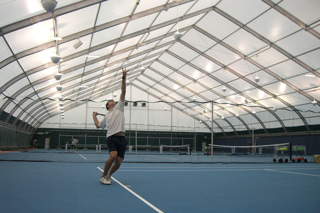 Mẫu mái che sân thể thao và vui chơi giải trí quần vợt