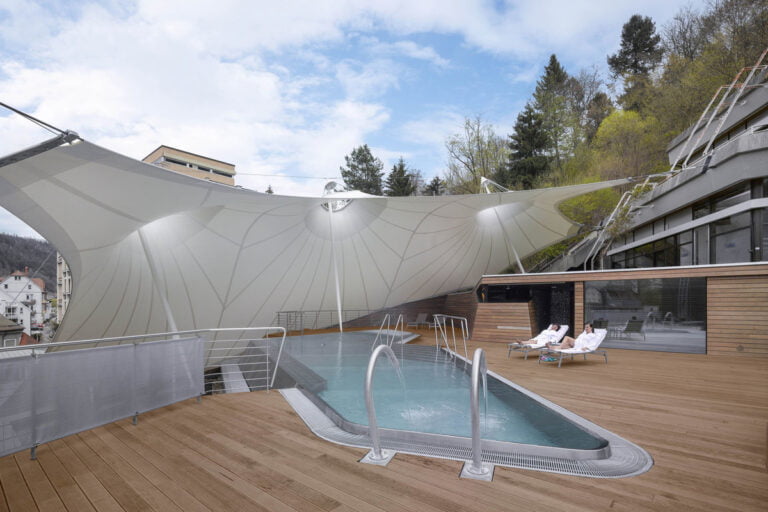 Mái che hồ bơi Thermal Sauna Palais