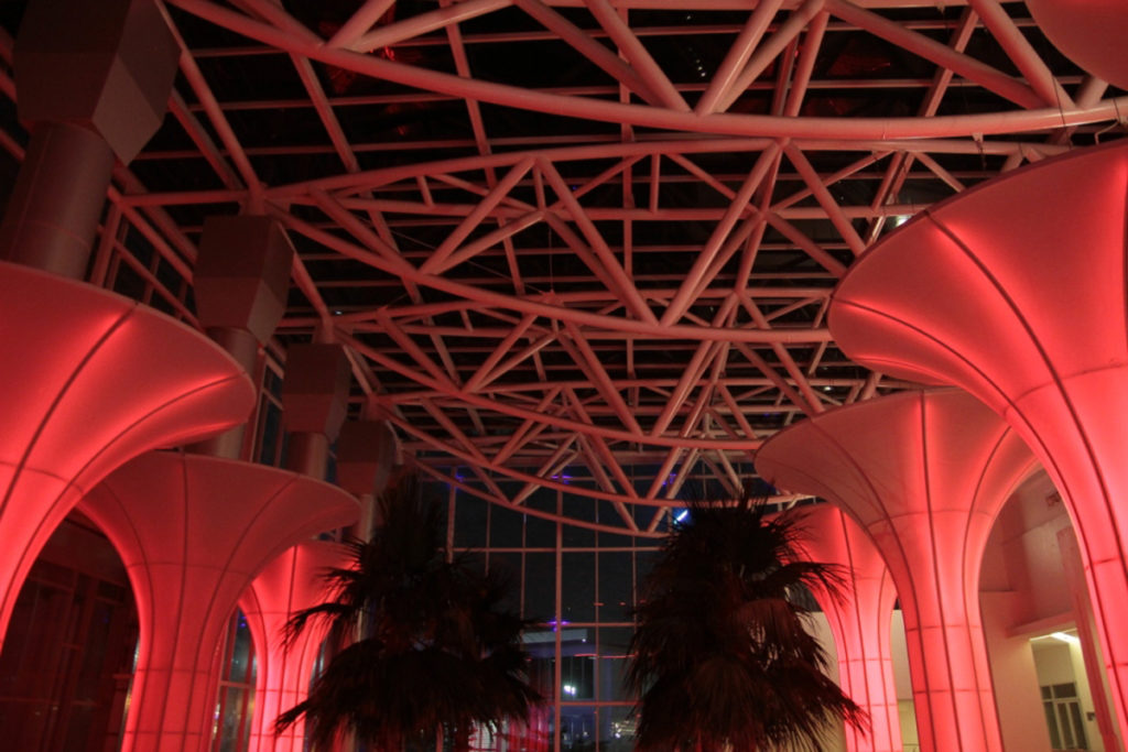 Không gian nghệ thuật sáng tạo với bạt căng