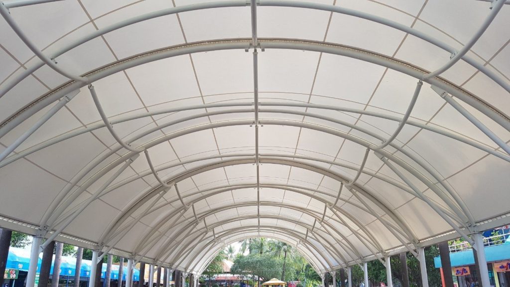 Mái che vượt nhịp tại công viên Đầm Sen Waterpark