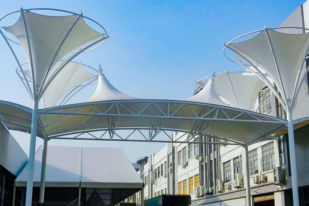 Nghệ thuật mái che cổng chào tạo hình từ bạt căng