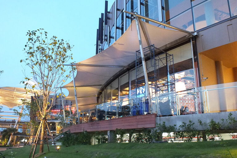Mái che khu vui chơi Promenade