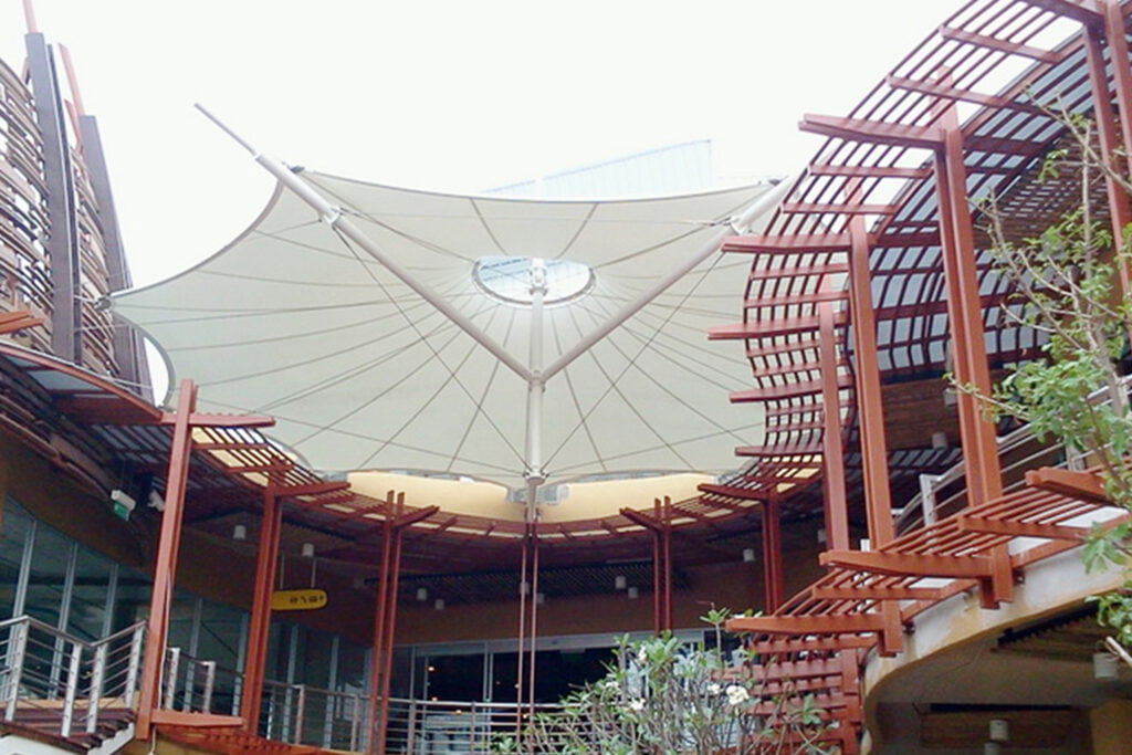 Mái Che cáp treo bạt căng Kết Nối Tòa Nhà Klang Plaza
