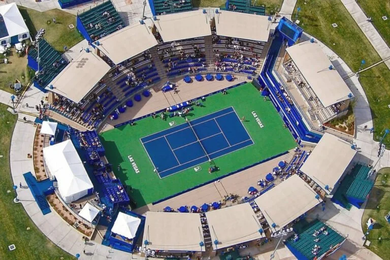 Mai-che-bat-cang-san-van-dong-4