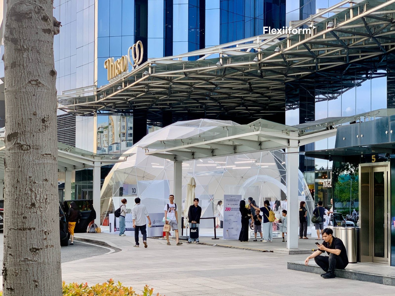 Dự án thật: dome ra mắt sản phẩm trước toà nhà Thiso Mall Sala