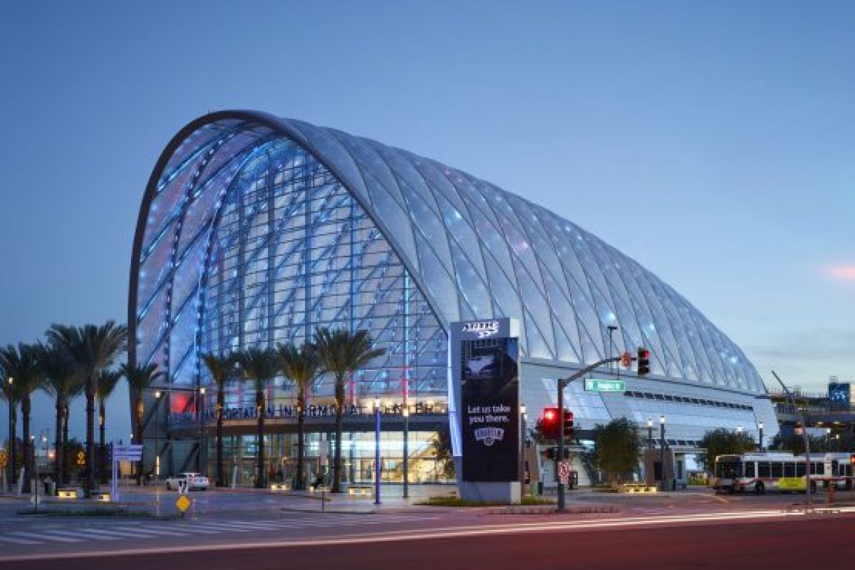 Bạt căng ETFE là gì